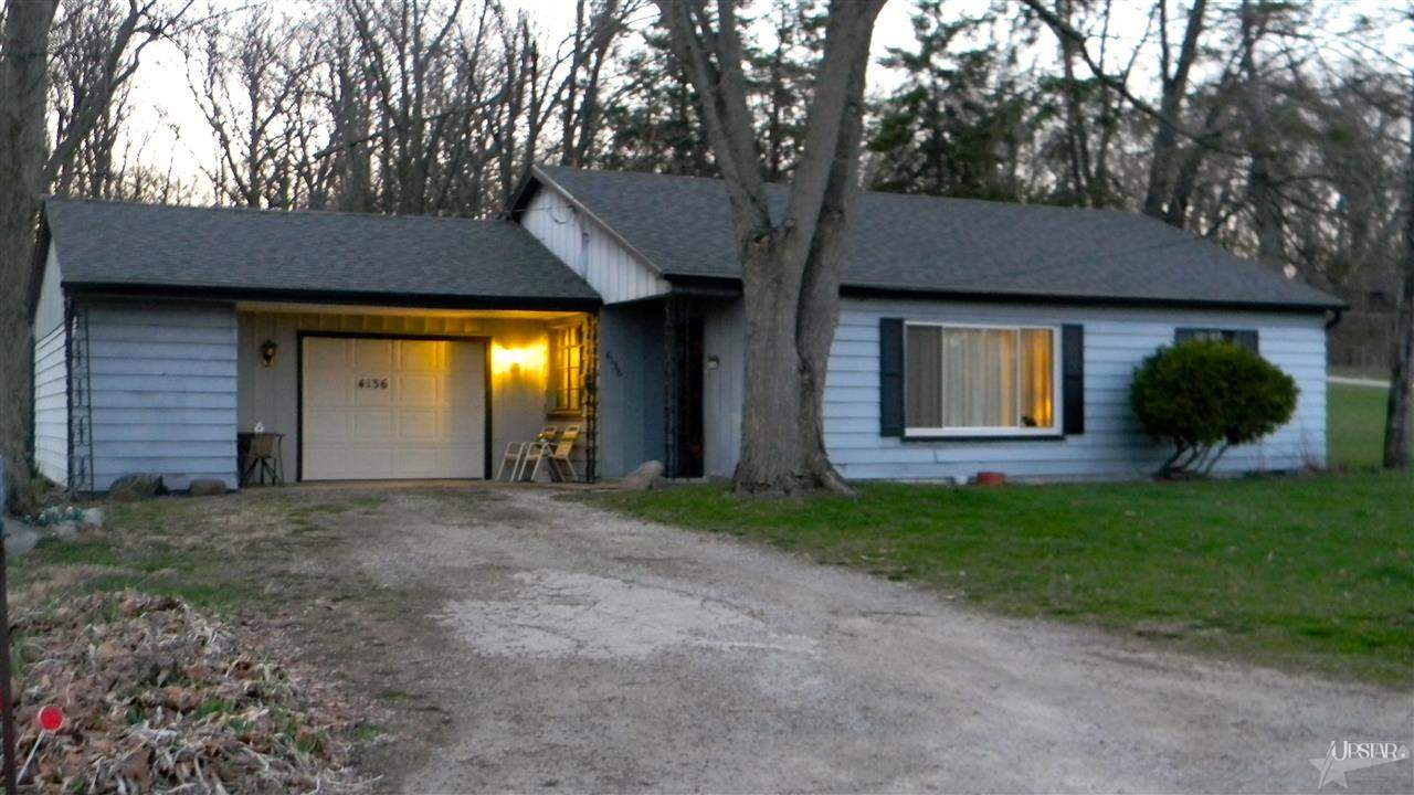 4136 Covington Road Fort Wayne, IN 46804 - Photo 1 of 23