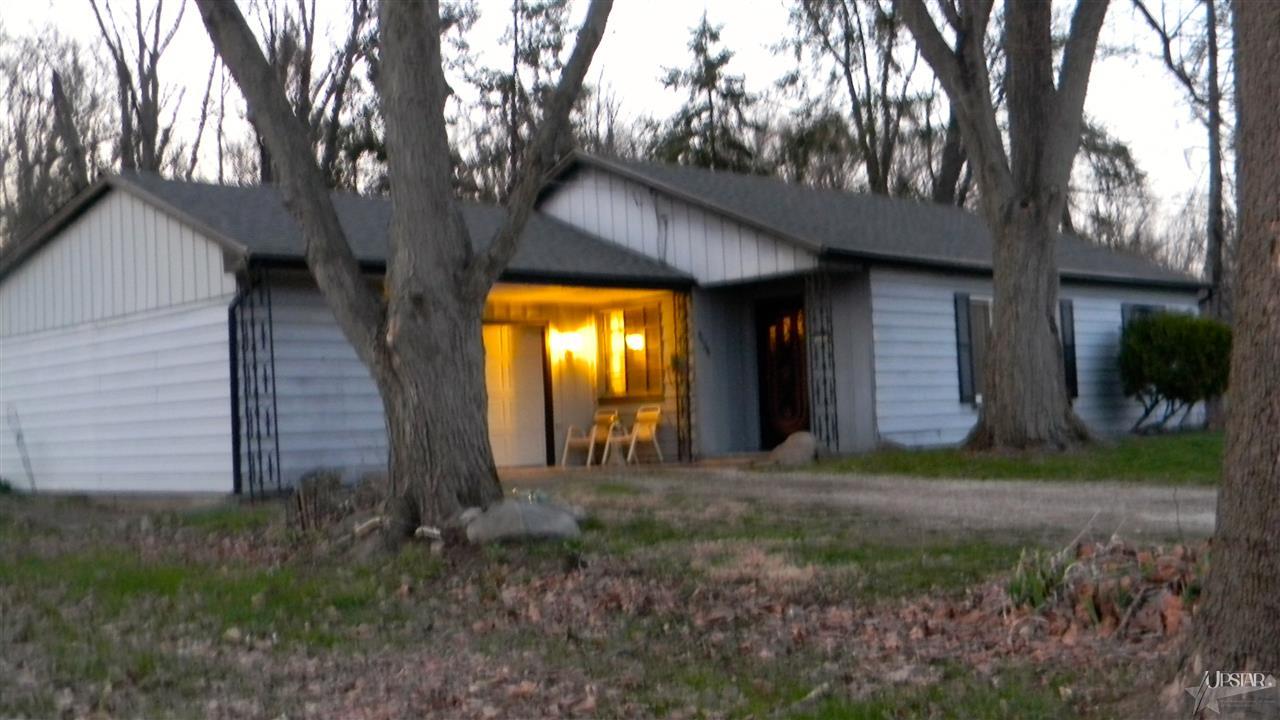 4136 Covington Road Fort Wayne, IN 46804 - Photo 4 of 23