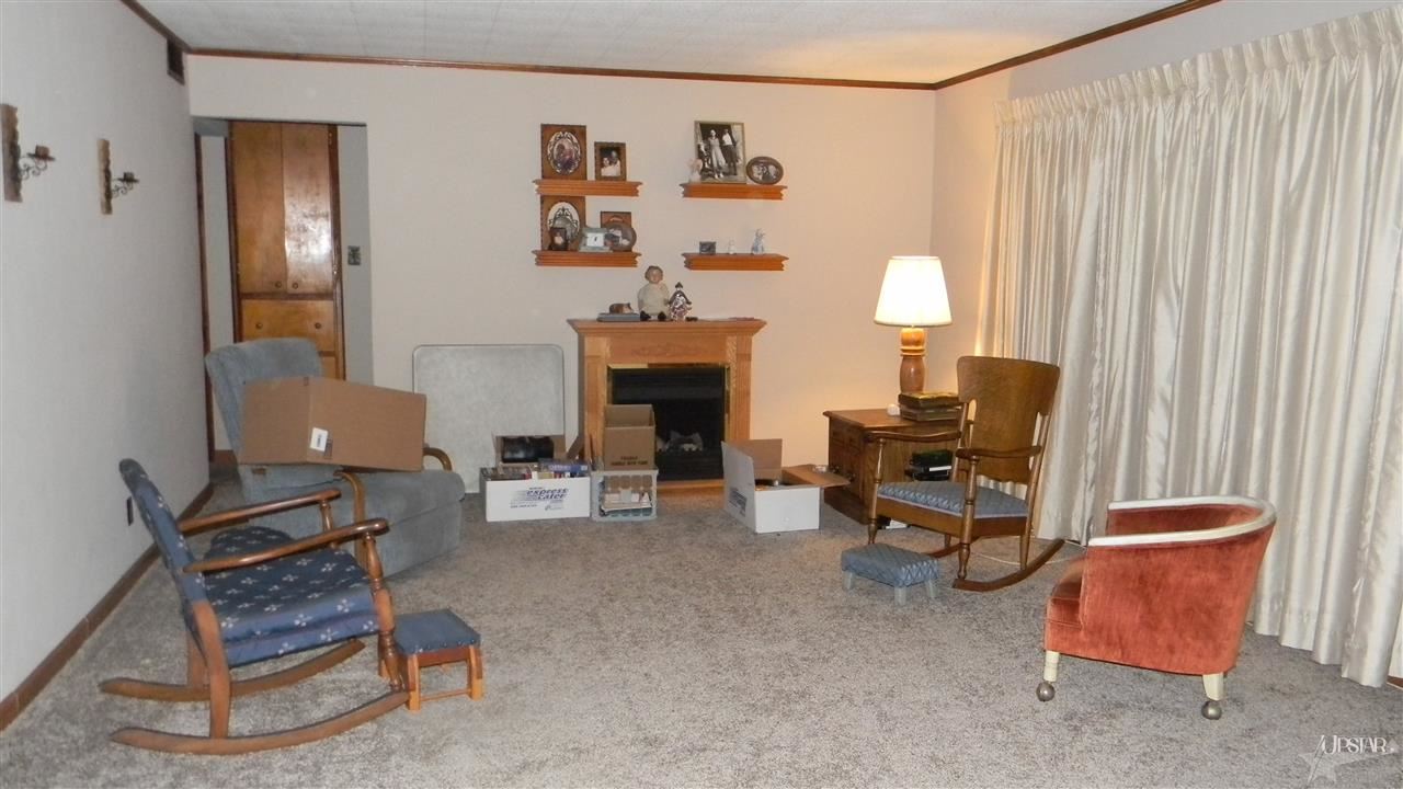4136 Covington Road Fort Wayne, IN 46804 - Photo 6 of 23