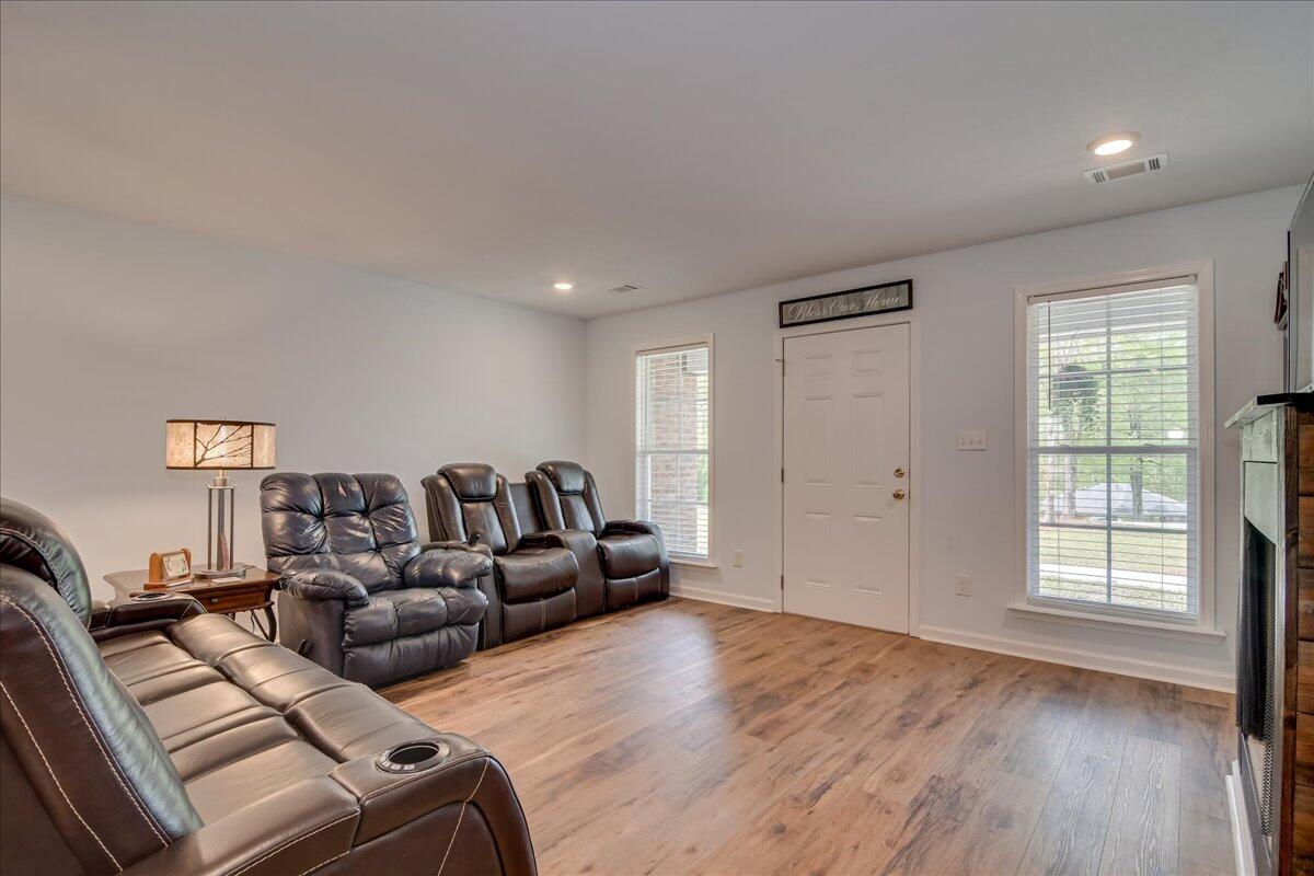 3053 Surrey Road Thomson, GA 30824 - Photo 6 of 45 06-106