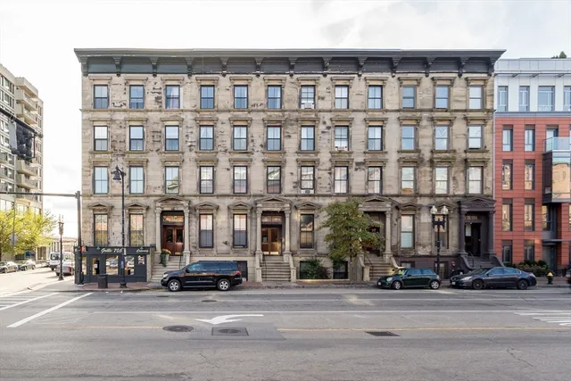 $799,000 | 705 Massachusetts Avenue, Unit 6, Boston, MA 02118