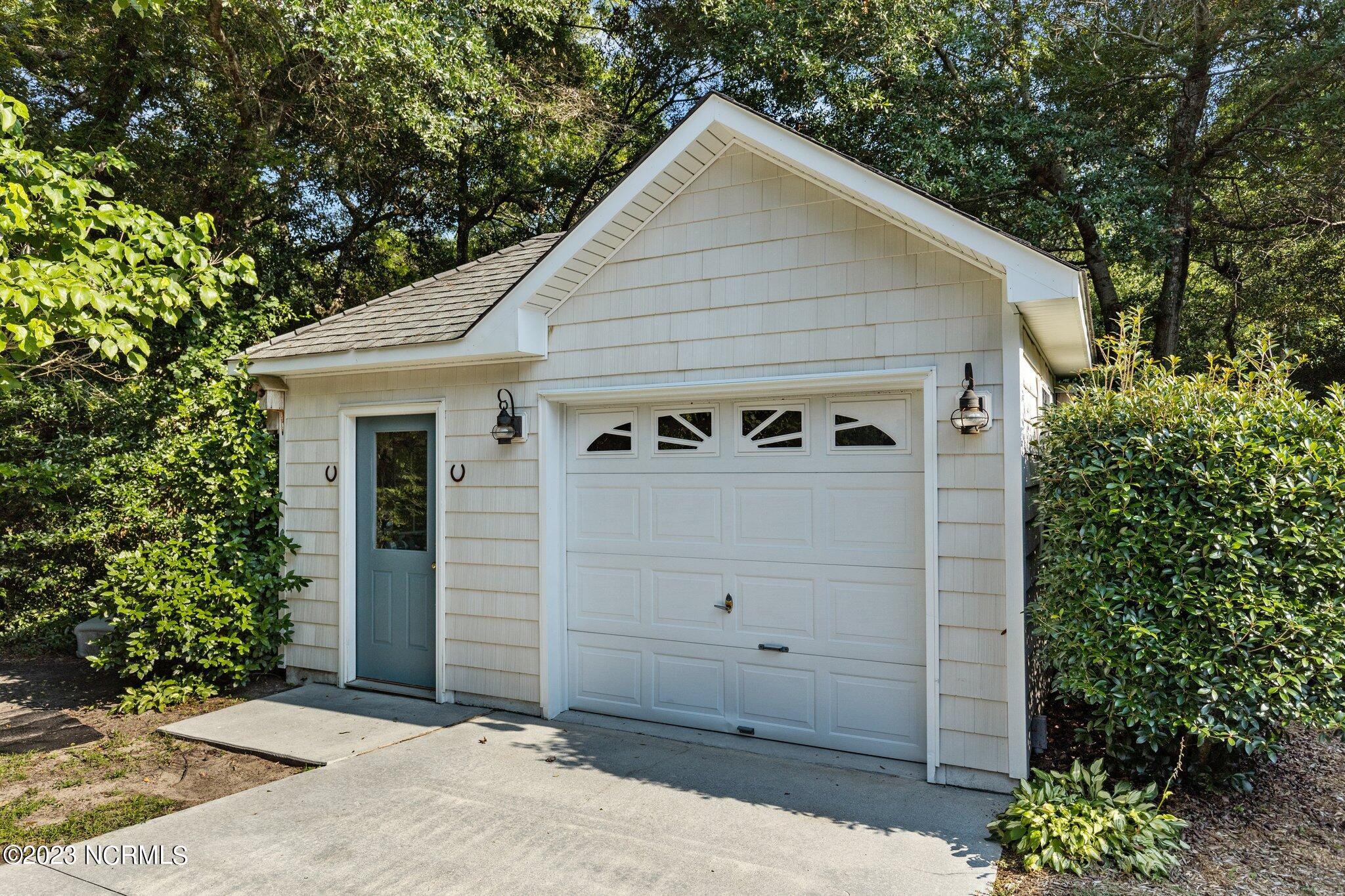 107 Shady Path Cedar Point, NC 28584 - Photo 12 of 60 6-web-or-mls-_S3A8119