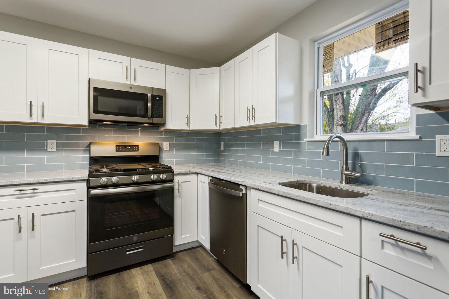 37 Scrapetown Road Pemberton, NJ 08068 - Photo 11 of 33