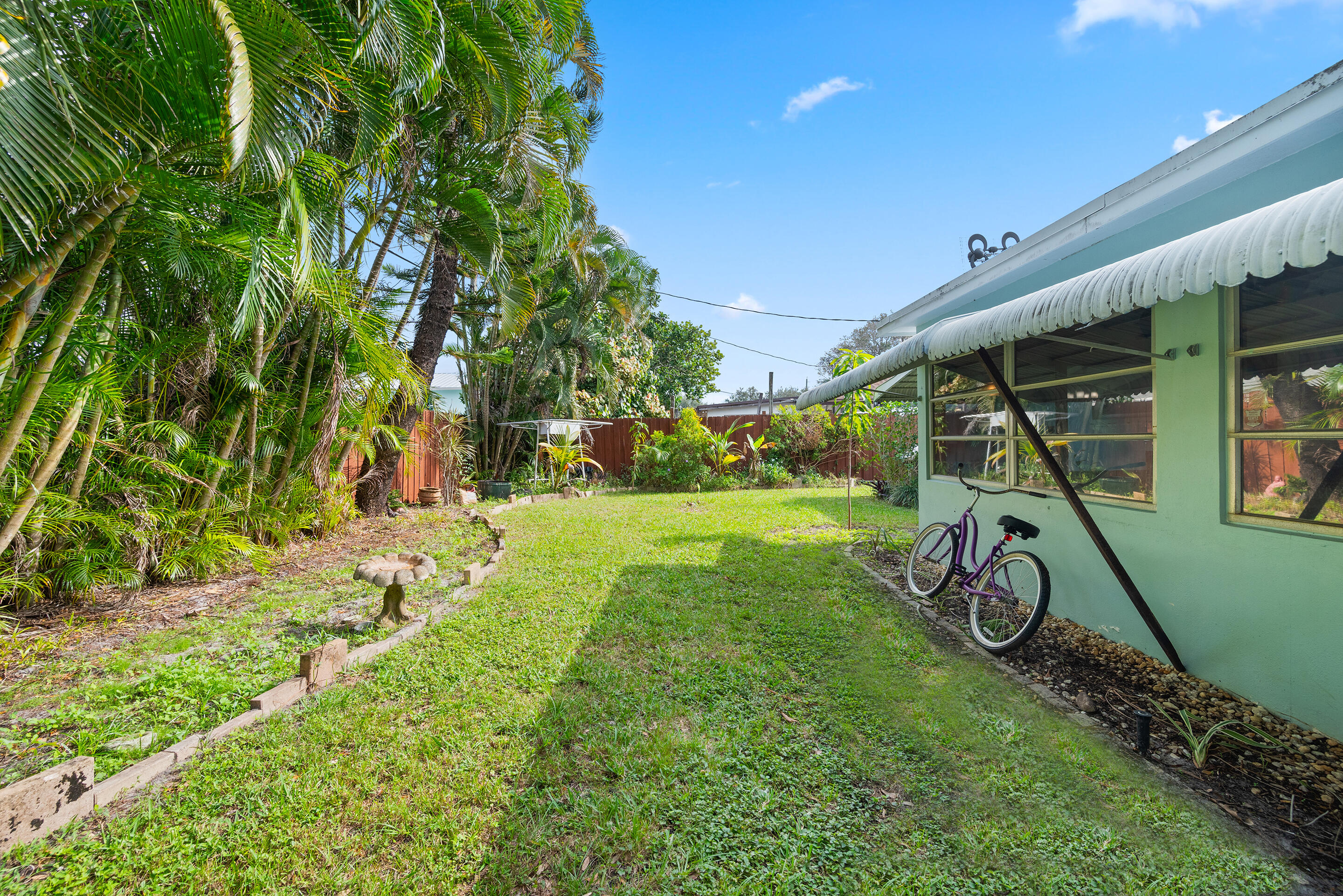 117 East Riverside Drive Jupiter, FL 33469 - Photo 27 of 40 32-DSC_6561
