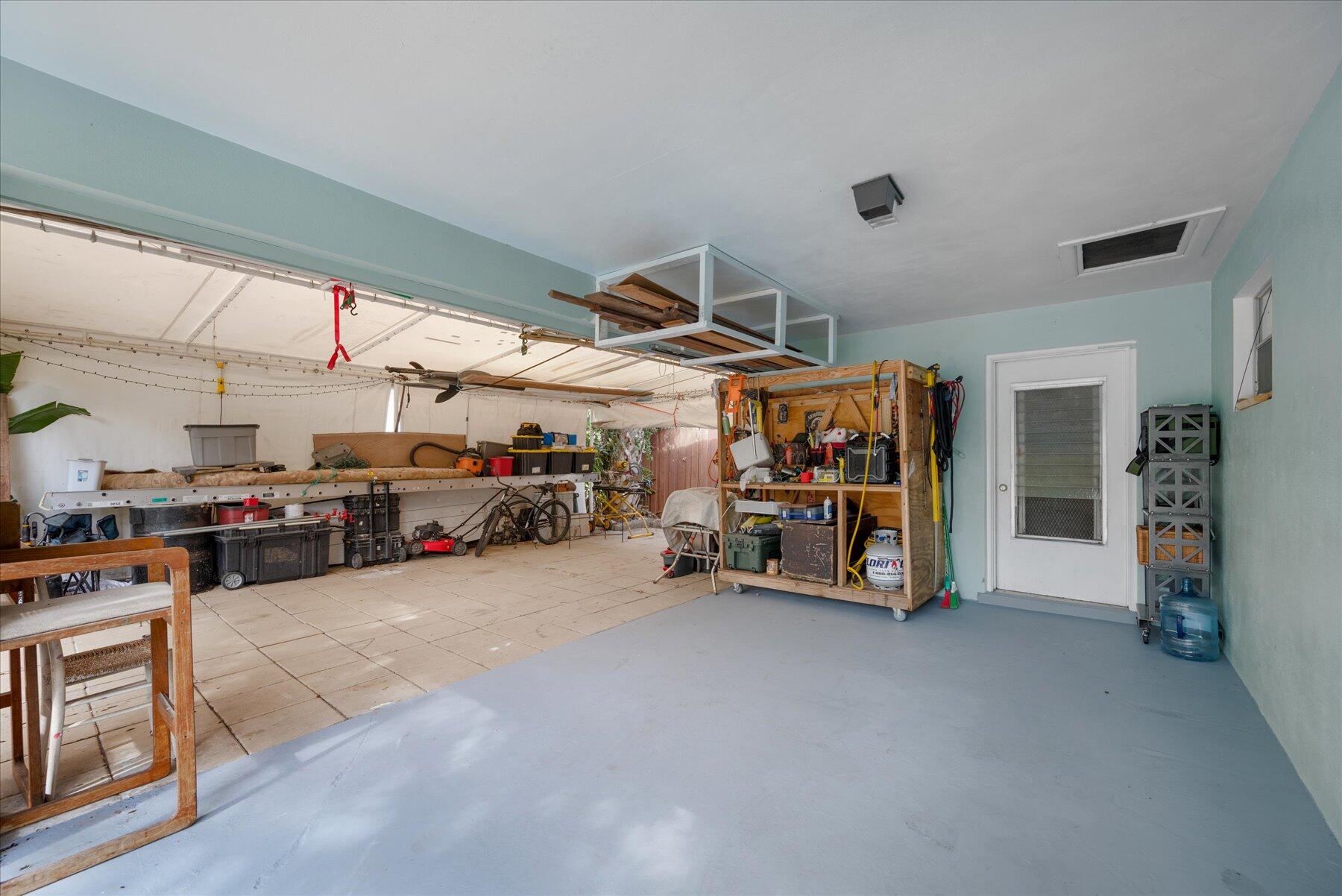 117 East Riverside Drive Jupiter, FL 33469 - Photo 32 of 40 04-DSC_6591