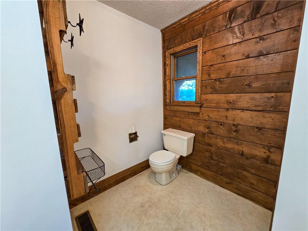 2359 Gp Road Elmdale, KS 66850 - Photo 24 of 83