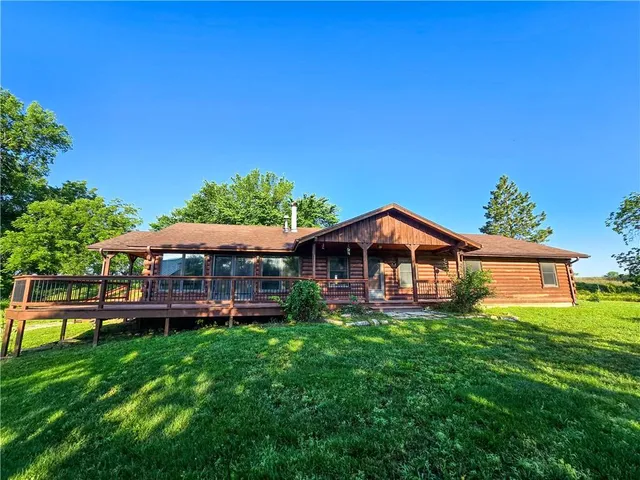$1,150,000 | 2359 Gp Road, Elmdale, KS 66850