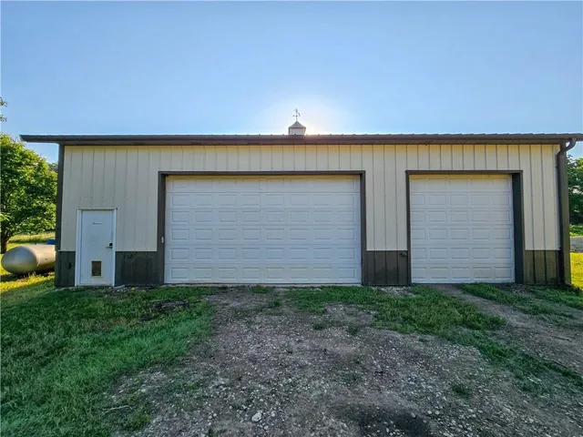 $1,150,000 | 2359 Gp Road, Elmdale, KS 66850