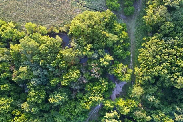 $1,150,000 | 2359 Gp Road, Elmdale, KS 66850