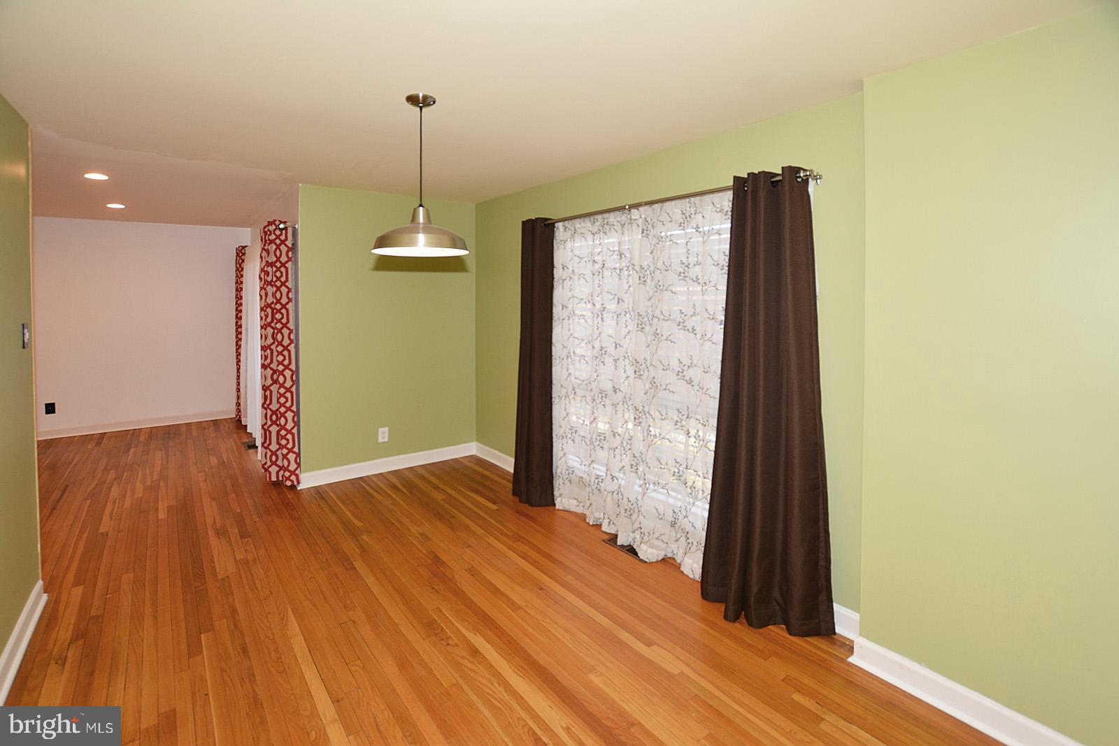 11091 Saffold Way Reston, VA 20190 - Photo 12 of 30