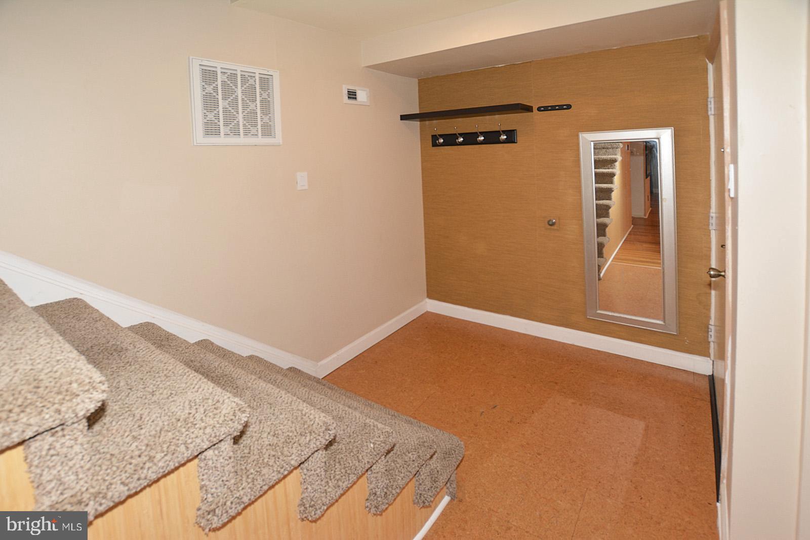 11091 Saffold Way Reston, VA 20190 - Photo 26 of 30