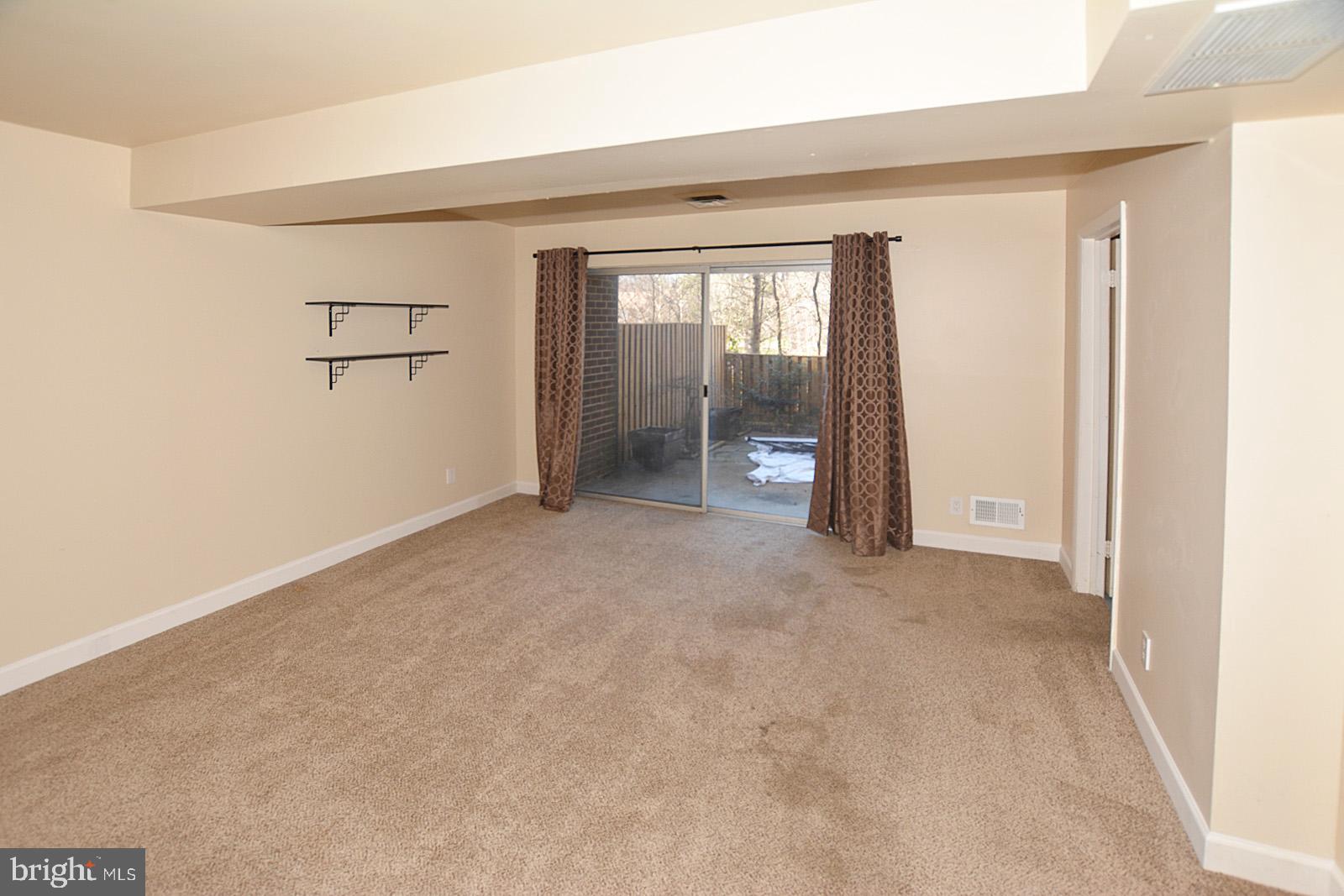 11091 Saffold Way Reston, VA 20190 - Photo 27 of 30