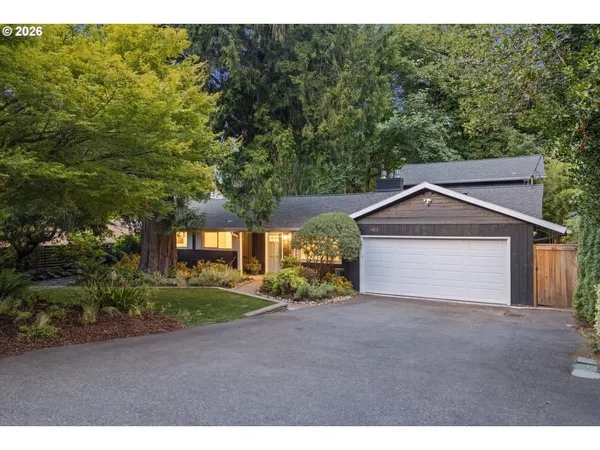 $1,150,000 | 1023 Lund Street, Lake Oswego, OR 97034