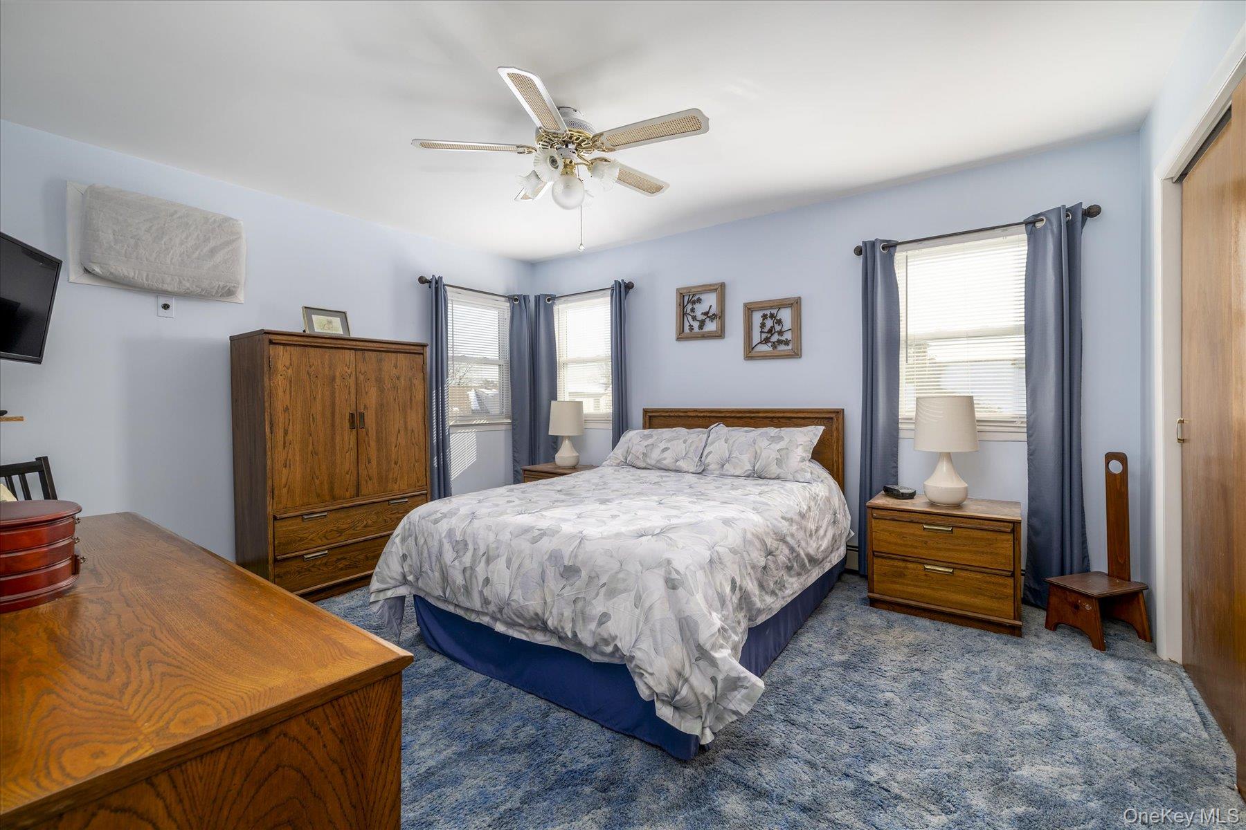 1065 Russell Street Franklin Square, NY 11010 - Photo 13 of 29 Second floor bedroom (#2)