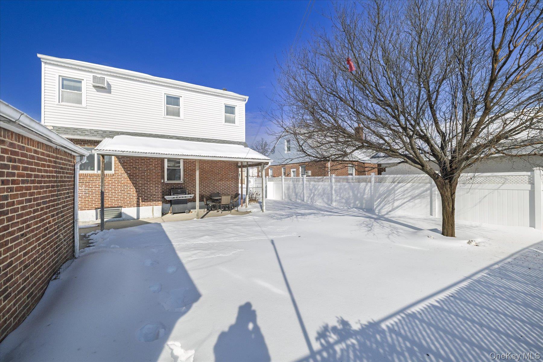 1065 Russell Street Franklin Square, NY 11010 - Photo 22 of 29 Rear pf property