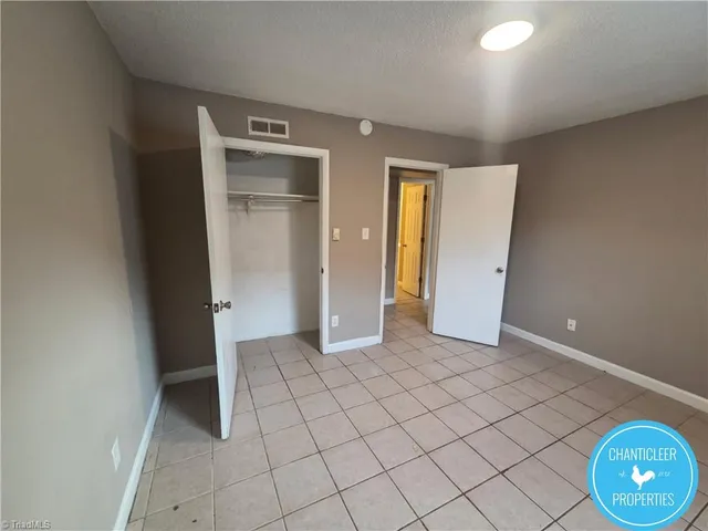 $895 | 305 Oakwood Street, Unit 2, High Point, NC 27262