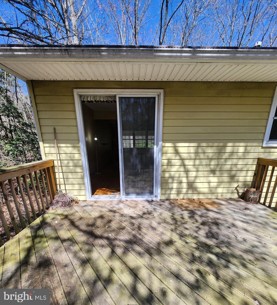 643 Hickstown Road Sicklerville, NJ 08081 - Photo 26 of 41 Deck off the dinning room