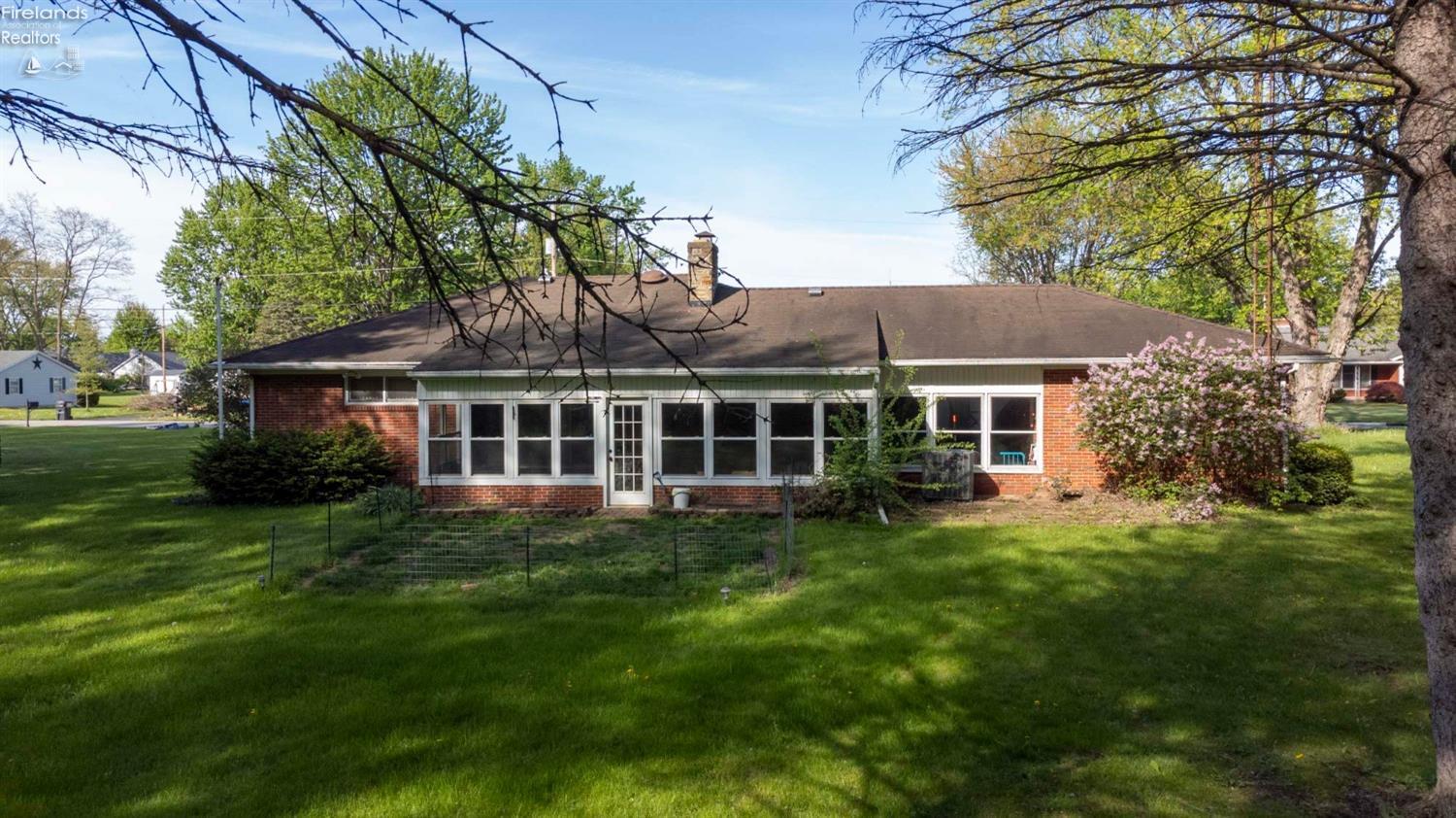 1224 Buchman Road Fremont, OH 43420 - Photo 29 of 35 Gallery Image 29