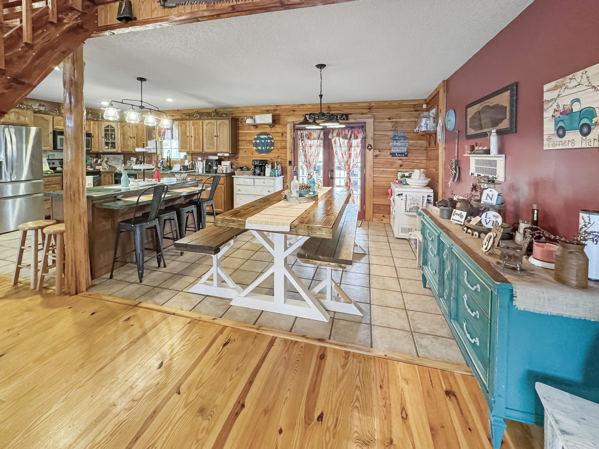 130 Wayne Threatt Road Dover, TN 37058 - Photo 9 of 28 a view of a kitchen with furniture and a kitchen
