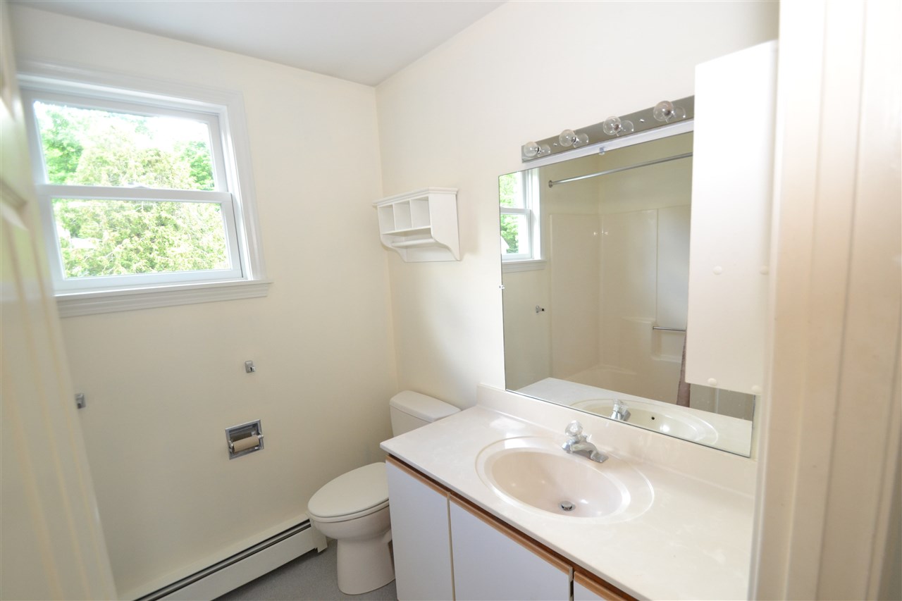 100 Dugway Road, Unit B Waitsfield, VT 05673 - Photo 11 of 23 Gallery Image 11