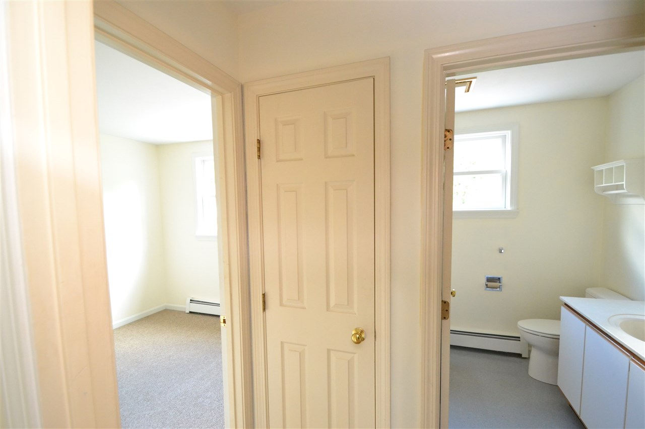 100 Dugway Road, Unit B Waitsfield, VT 05673 - Photo 12 of 23 Gallery Image 12