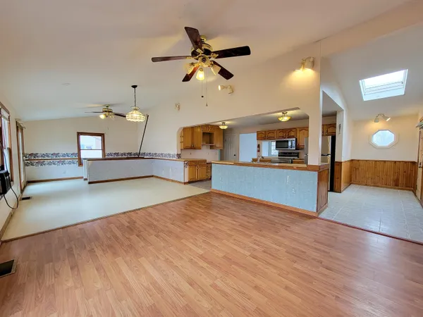 $325,000 | 1813 North Avenue, Burlington, VT 05408