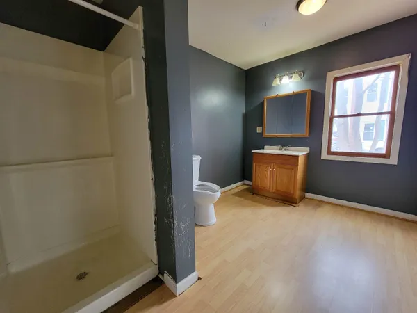 $325,000 | 1813 North Avenue, Burlington, VT 05408