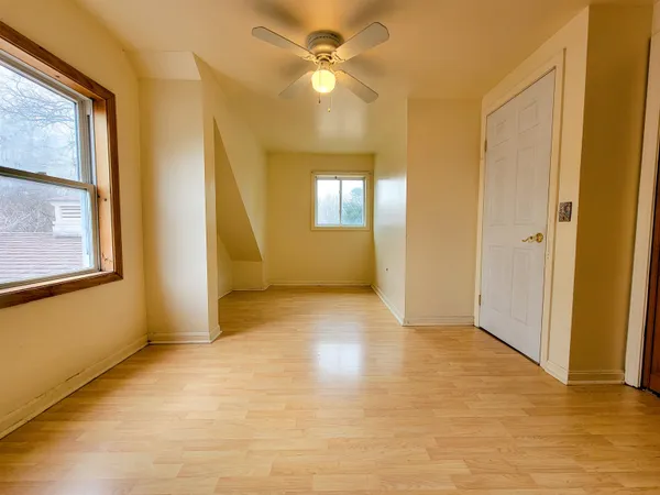 $325,000 | 1813 North Avenue, Burlington, VT 05408
