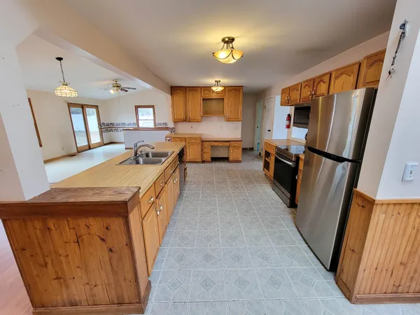 $325,000 | 1813 North Avenue, Burlington, VT 05408