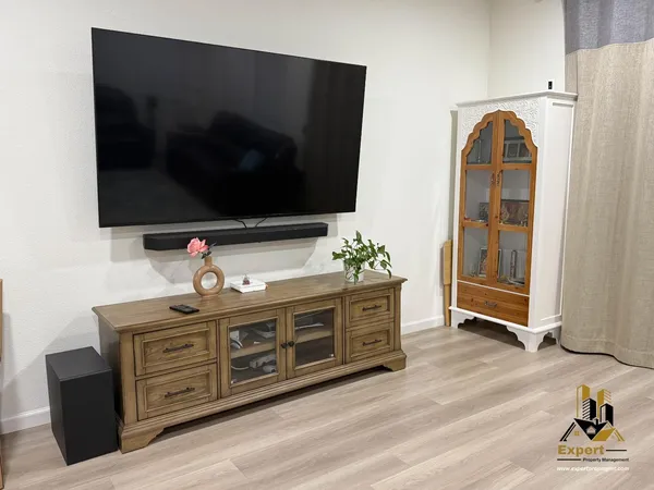 $3,295 | 160 Hermosa Court, Lincoln, CA 95648