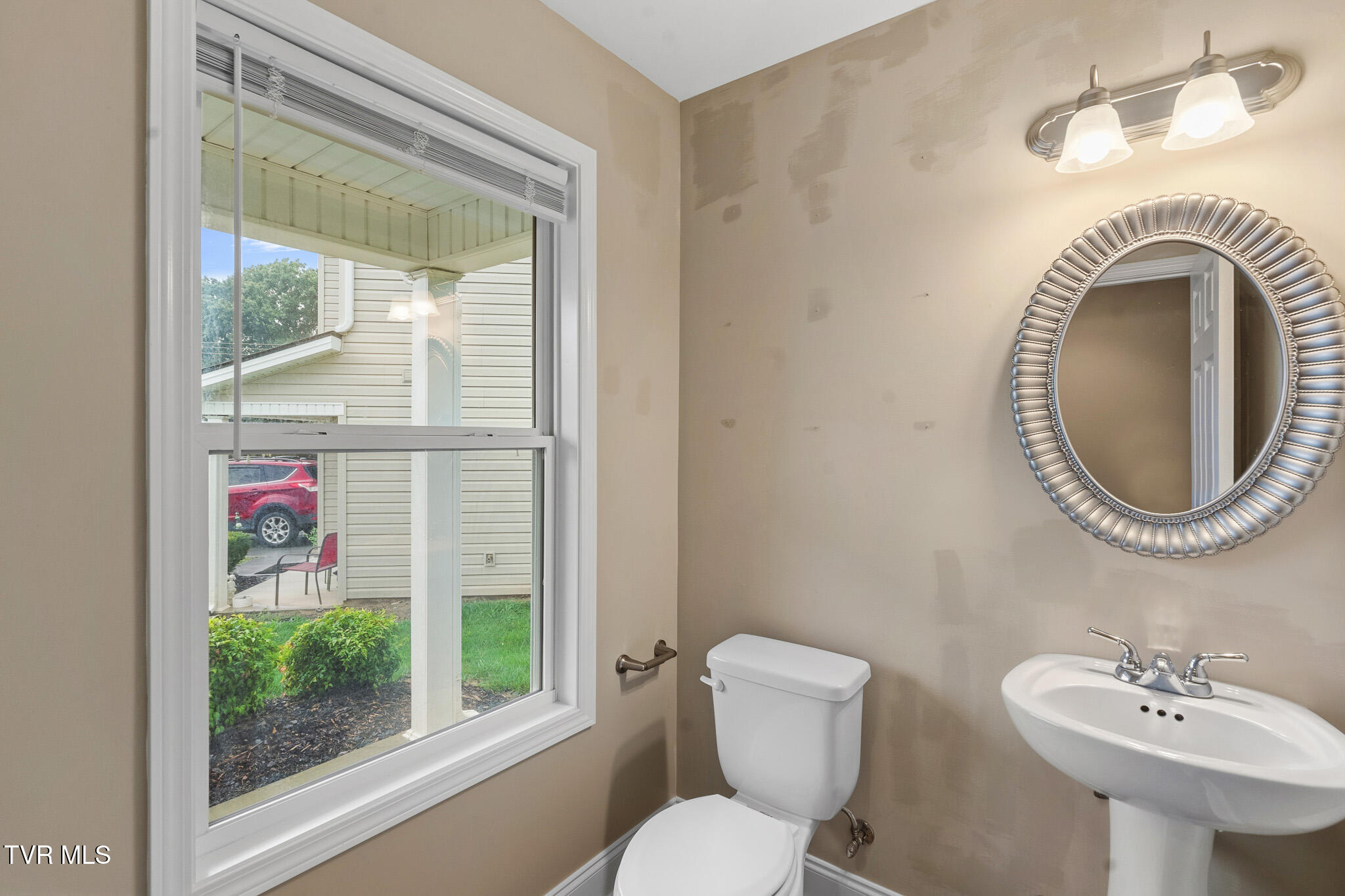 2927 Watauga Road, Unit 3 Johnson City, TN 37601 - Photo 4 of 19 Watauga u3 1