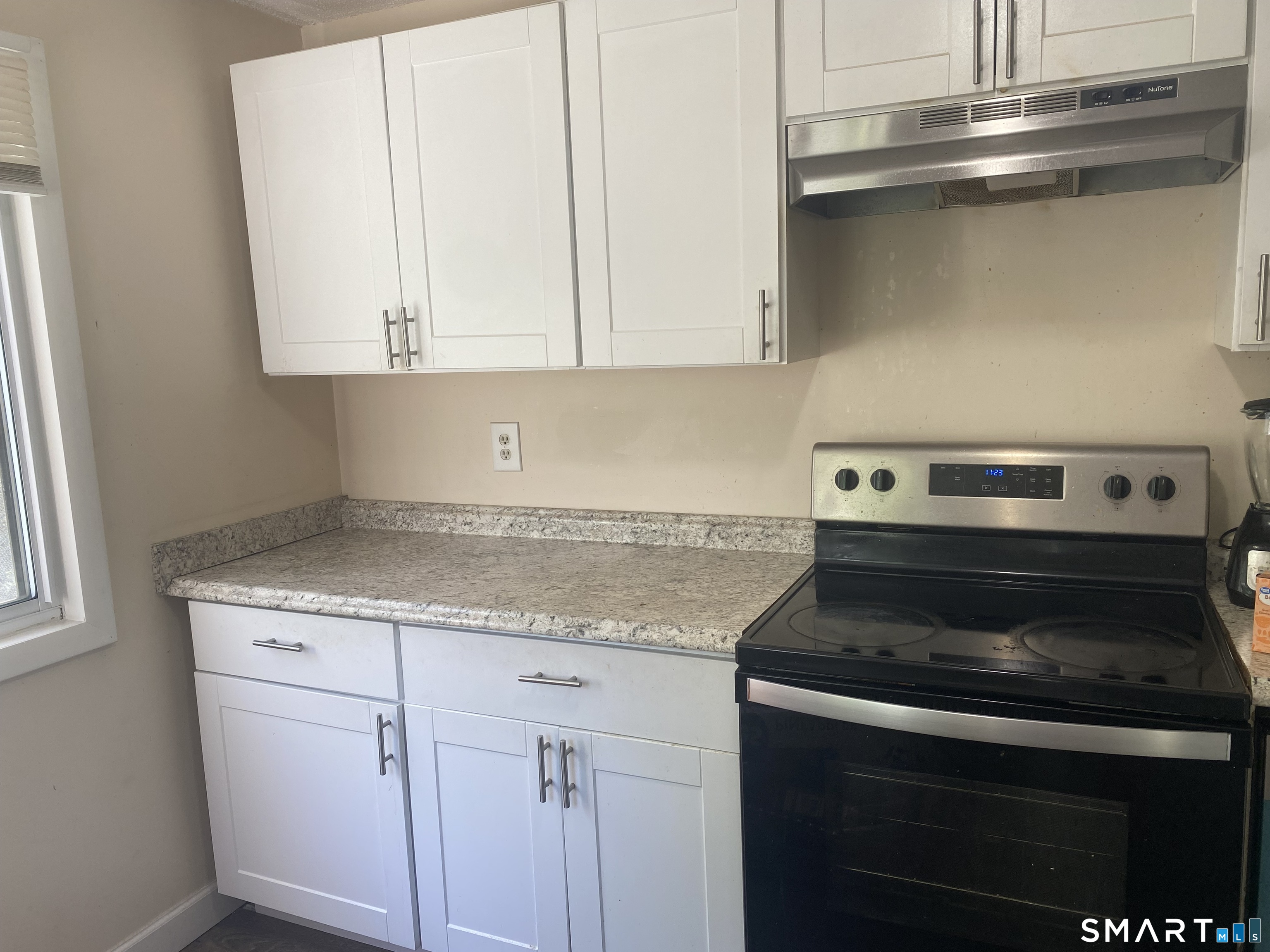 7 Padanaram Road, Unit J245 Danbury, CT 06811 - Photo 6 of 11