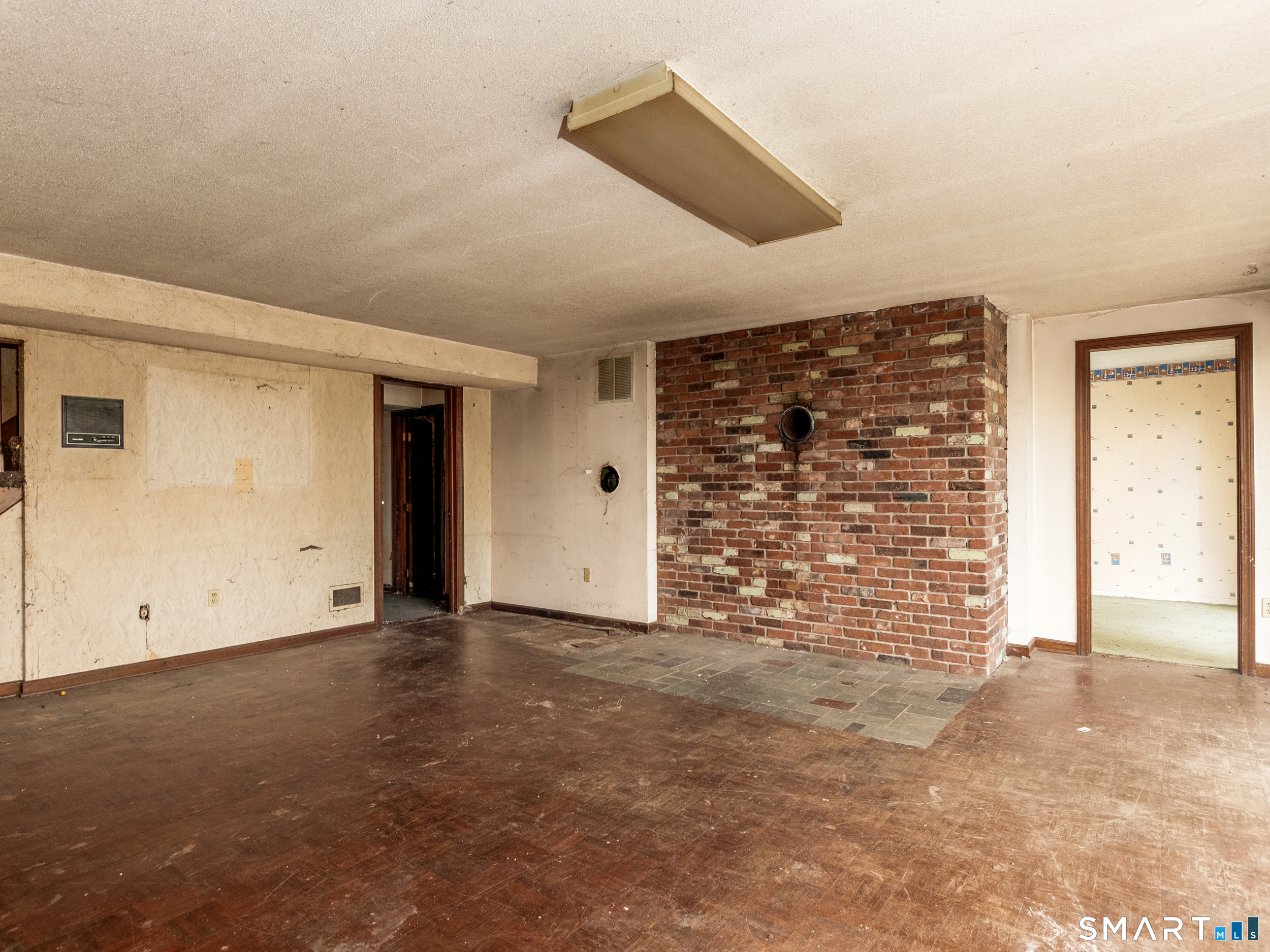 63 High Hill Road Wallingford, CT 06492 - Photo 32 of 34 a view of an empty room with a window