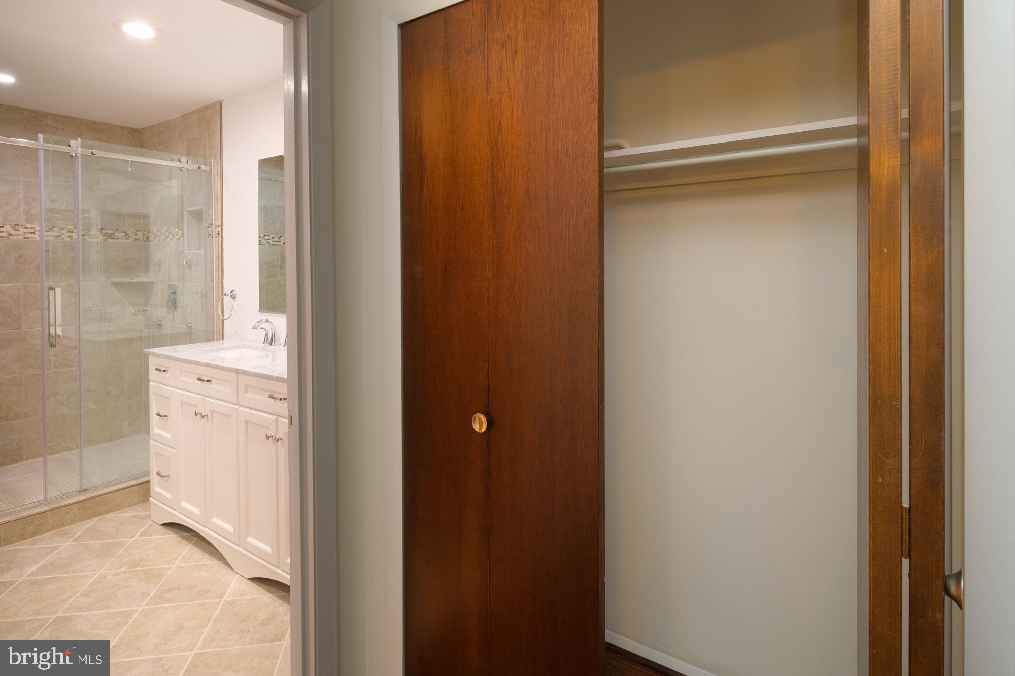 3210 Fox Mill Road Oakton, VA 22124 - Photo 40 of 63 Gallery Image 40