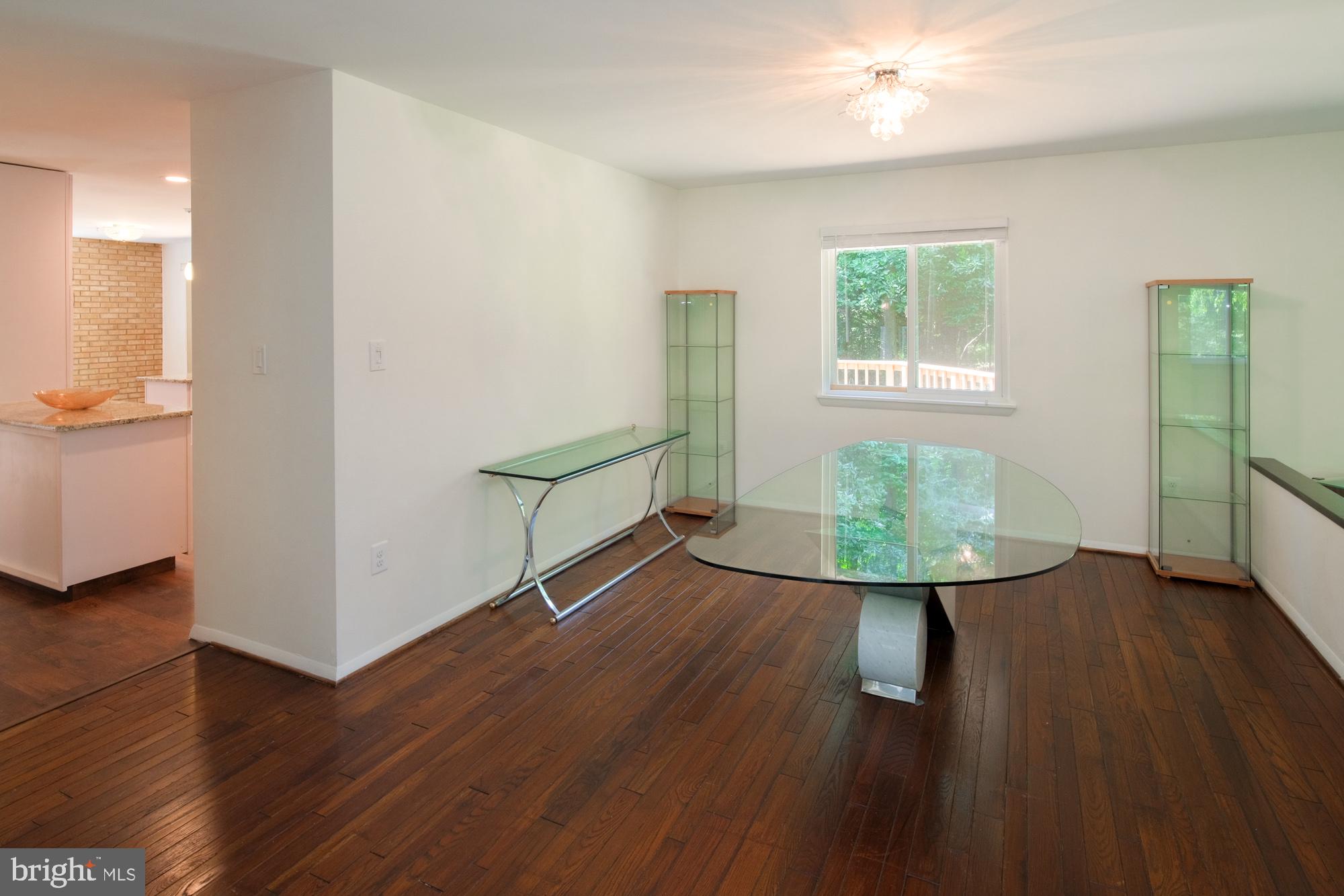 3210 Fox Mill Road Oakton, VA 22124 - Photo 5 of 63 Gallery Image 5