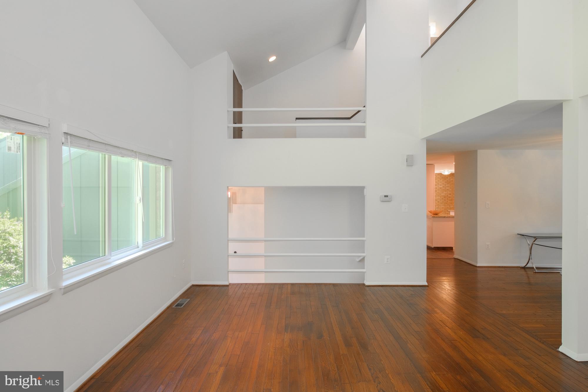 3210 Fox Mill Road Oakton, VA 22124 - Photo 10 of 63 Gallery Image 10