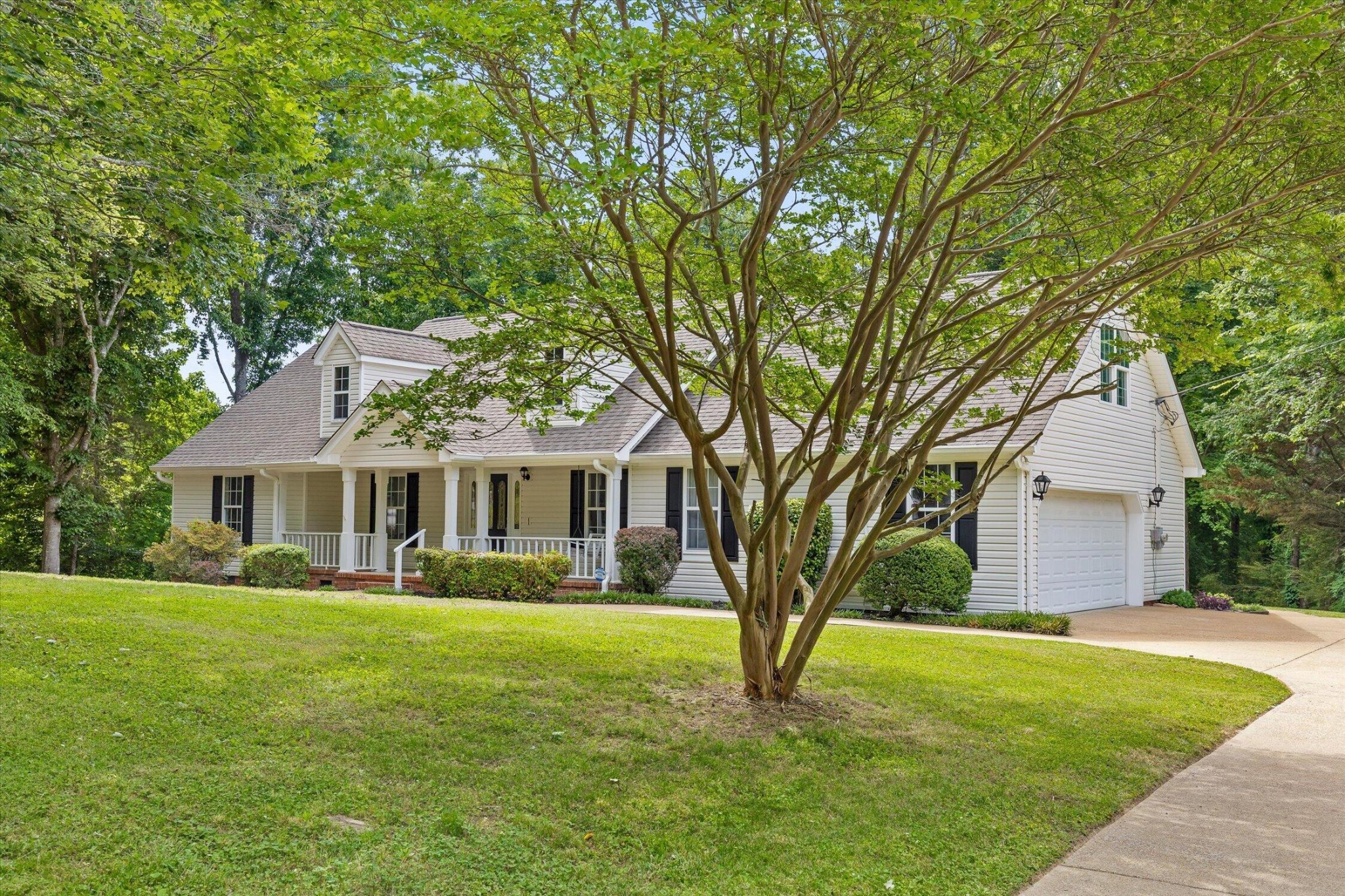 152 Ridgeway Circle Ringgold, GA 30736 - Photo 6 of 32