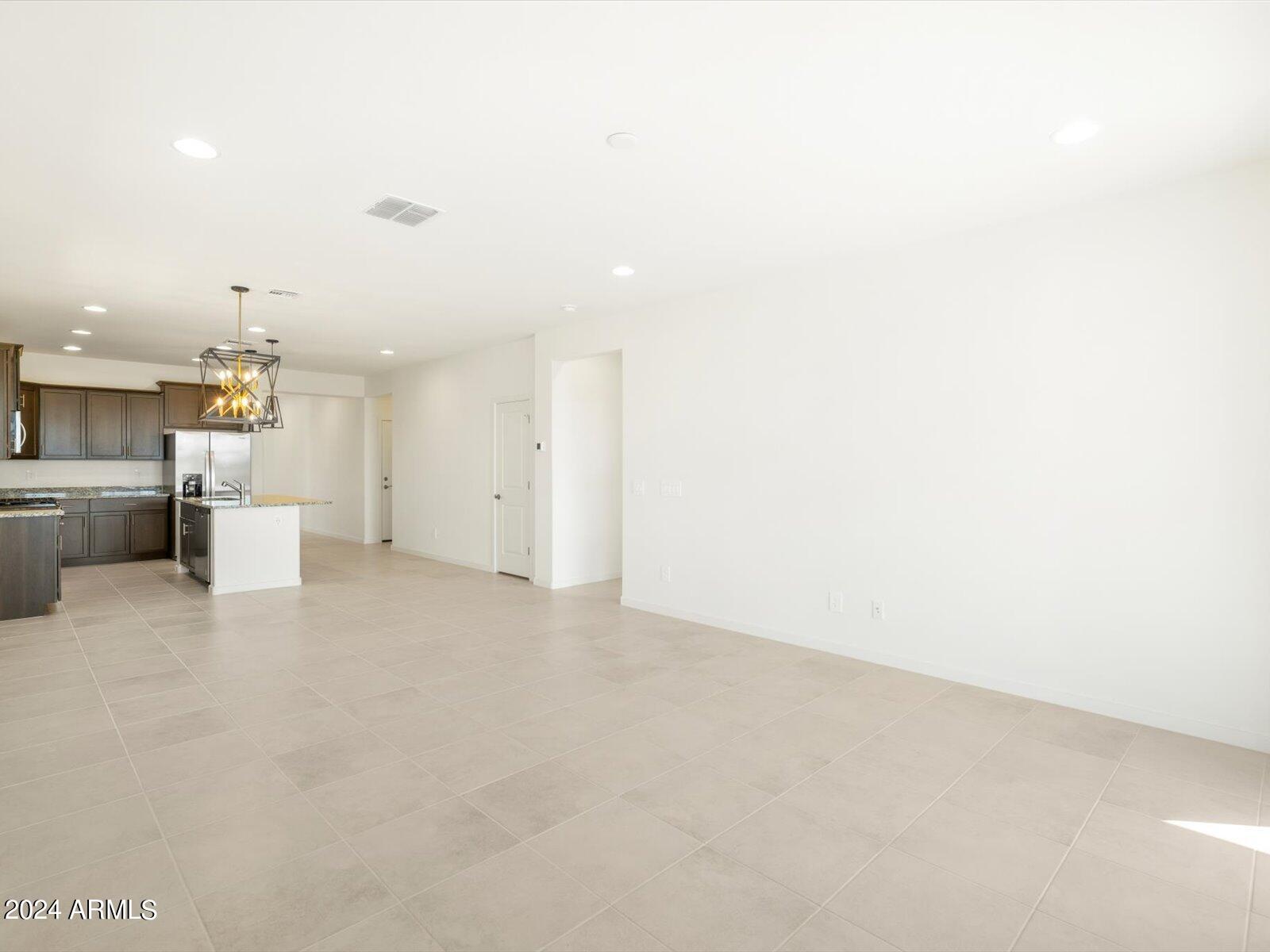 20560 North Candlelight Road Maricopa, AZ 85138 - Photo 20 of 61 13-20560_175