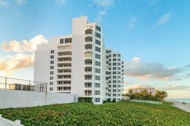 $797,000 | 3407 South Ocean Boulevard, Unit 1D, Highland Beach, FL 33487