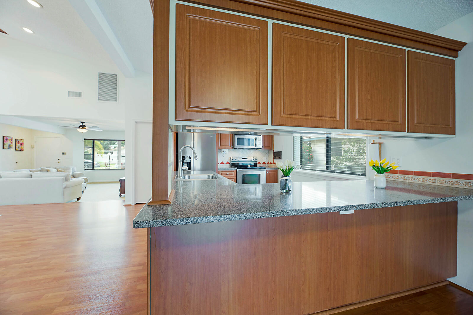 929 Southwest 4th Street Boca Raton, FL 33486 - Photo 13 of 35 Jitchen