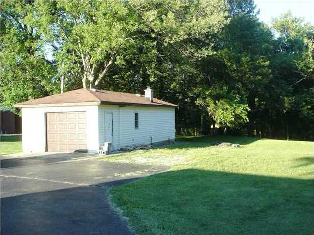 634 North Pendleton Avenue Pendleton, IN 46064 - Photo 2 of 12 Gallery Image 2
