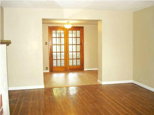 634 North Pendleton Avenue Pendleton, IN 46064 - Photo 9 of 12 Gallery Image 9
