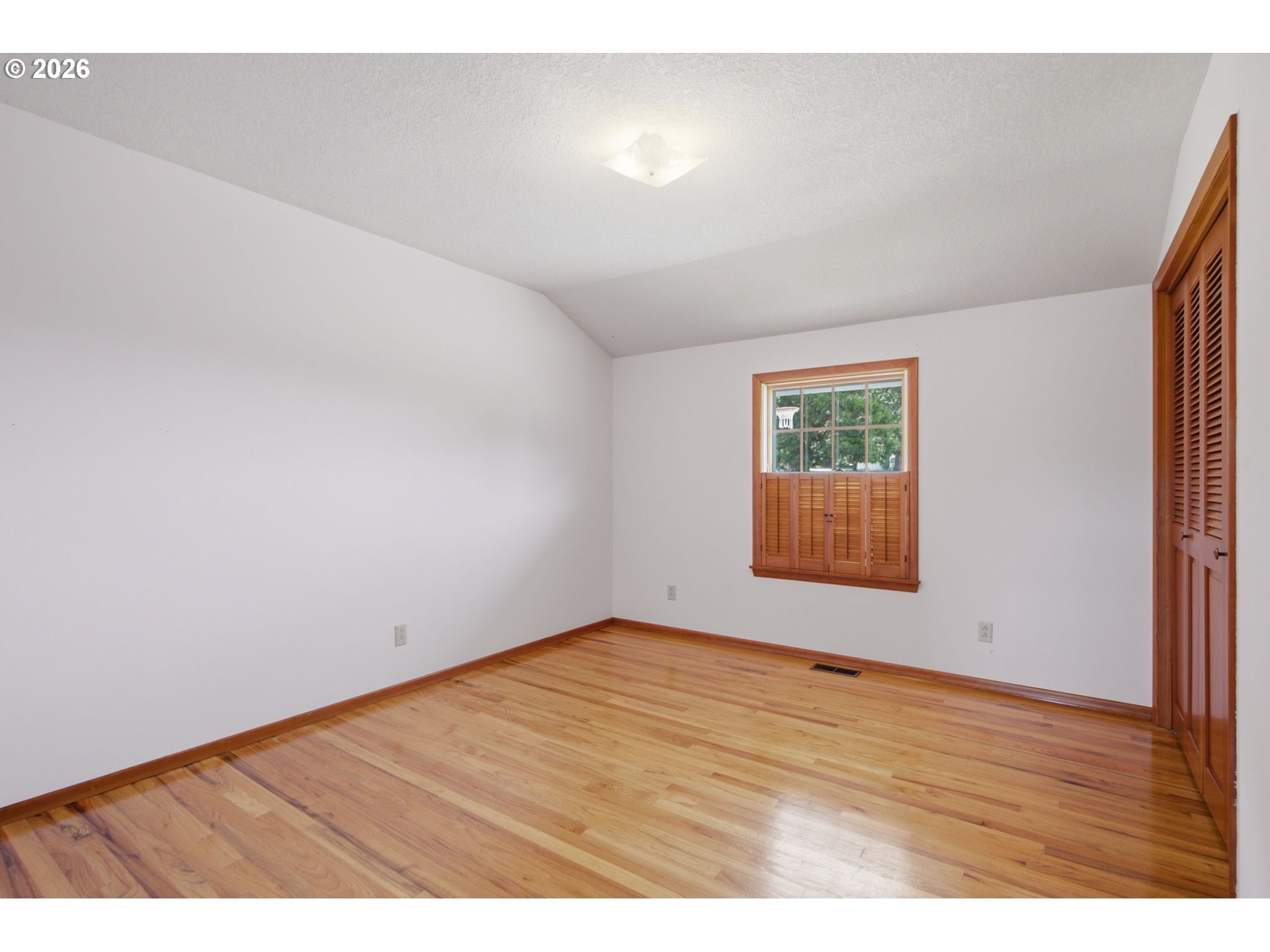13937 Northwest Springville Road Portland, OR 97229 - Photo 21 of 48