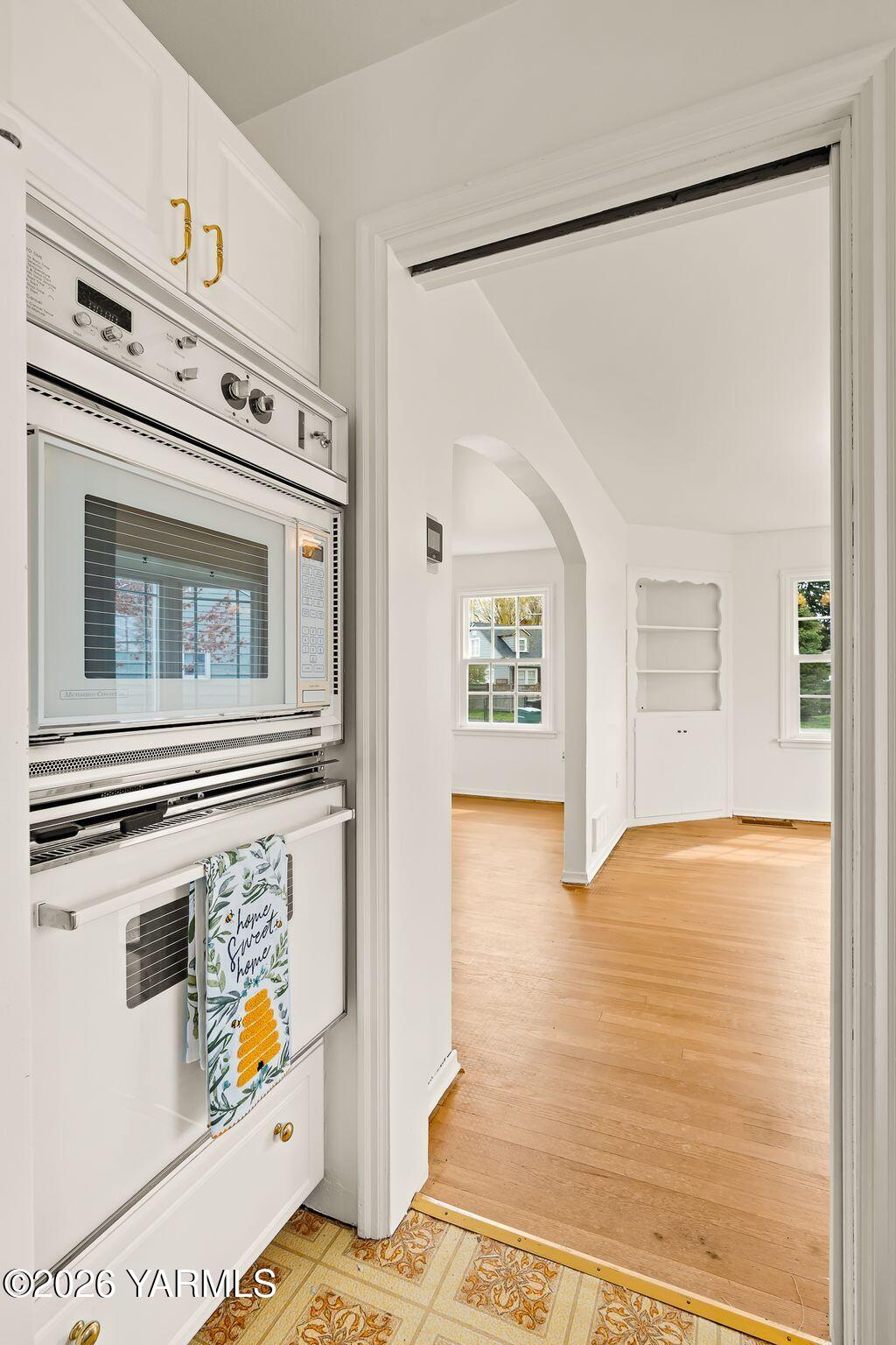 3102 Summitview Avenue Yakima, WA 98902 - Photo 13 of 25 Kitchen