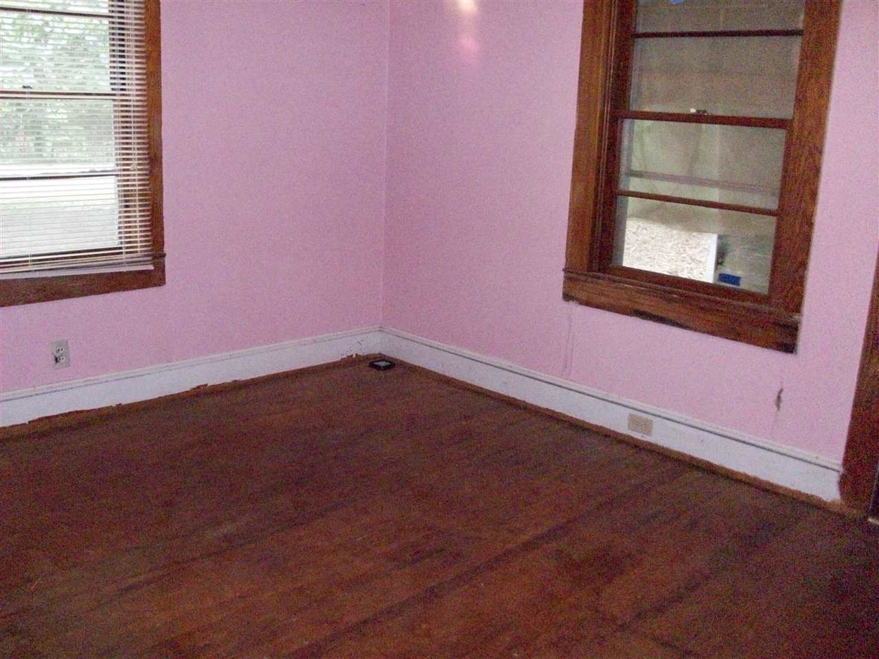 581 Ninety-Nine Island Road Blacksburg, SC 29702 - Photo 5 of 11 Gallery Image 5