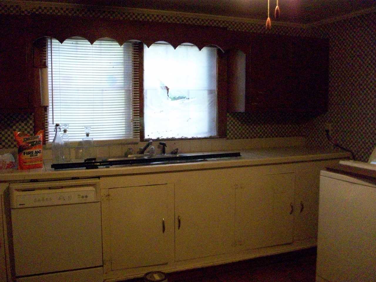 581 Ninety-Nine Island Road Blacksburg, SC 29702 - Photo 6 of 11 Gallery Image 6