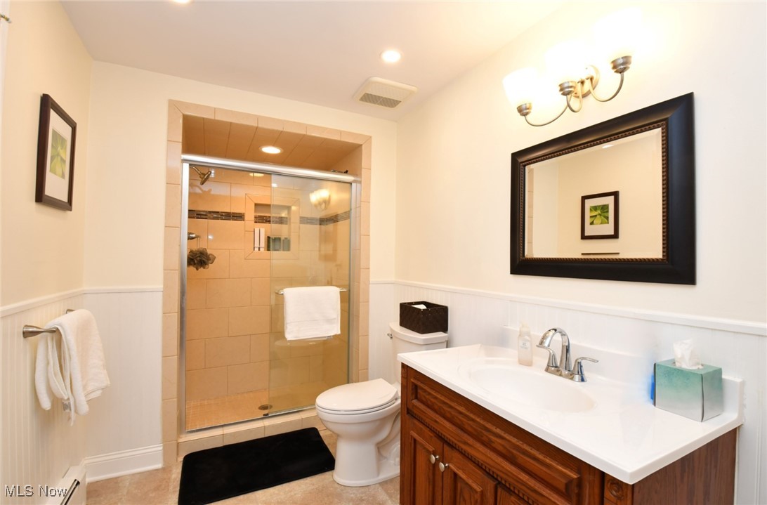 31300 Cedar Road Cleveland, OH 44124 - Photo 33 of 40 Gallery Image 33