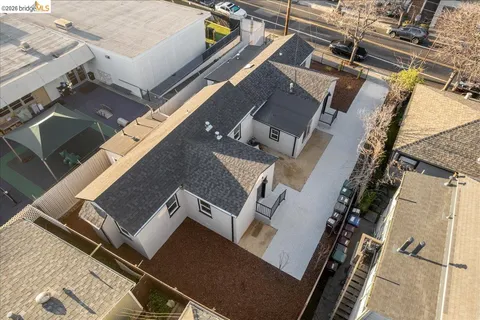 $829,000 | 1261 61st Street, Emeryville, CA 94608