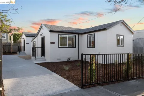 $829,000 | 1261 61st Street, Emeryville, CA 94608
