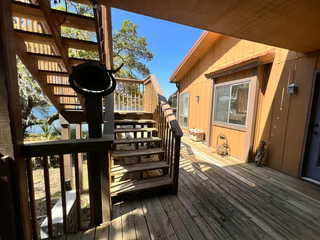 $899,700 | 606 Pelham Road, Fort Walton Beach, FL 32547